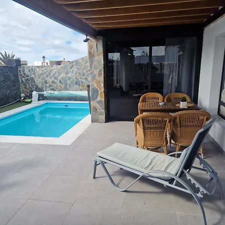 Hébergement de vacances Martha Casa Principal Anexa *